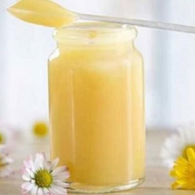 Những lợi ích sức khỏe của sữa ong chúa